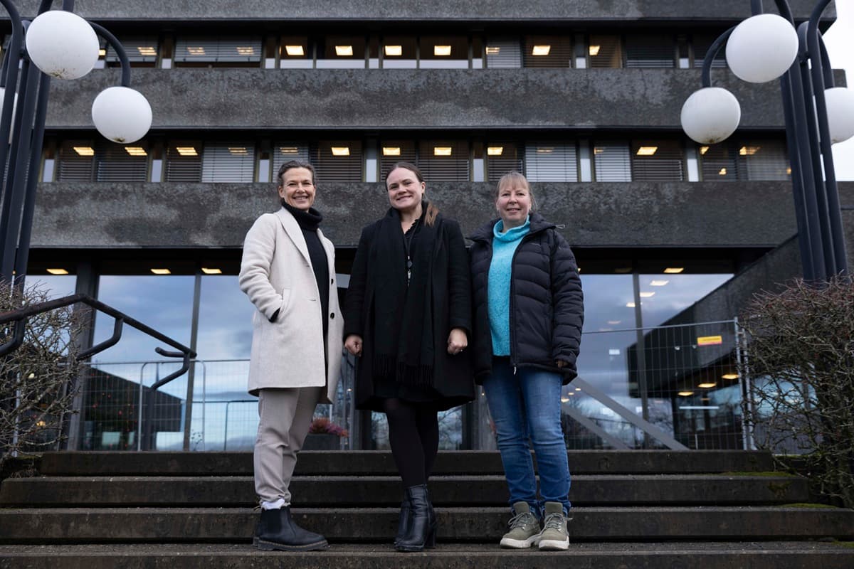 Elke Brandshaug, Thea Jeanine Hegerland og Anne Grete Handeland Westly